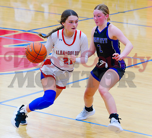 _B223856 Joecey Lewers drives