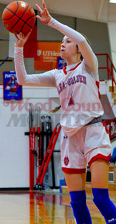 _B223787 Averi Stevenson shoots three