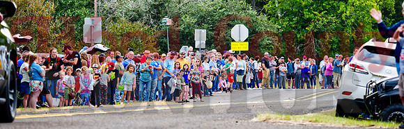 _1342647 parade approaches fm779
