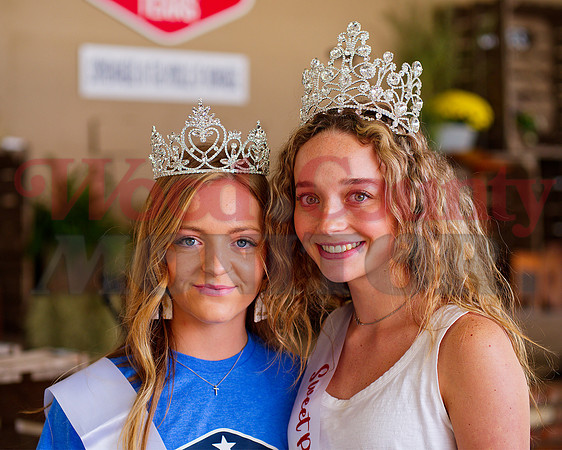 _1184972 gspf queens Cacie Lennon and Jade Kruse