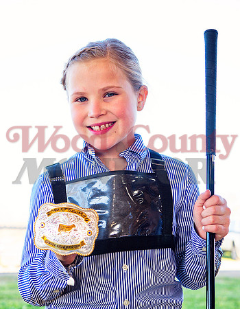 _1248877 Brayley Carr won jr showmanship heifer