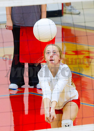 _A251320 Sadie Wright bumps
