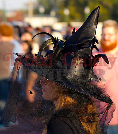 _1397260 witch