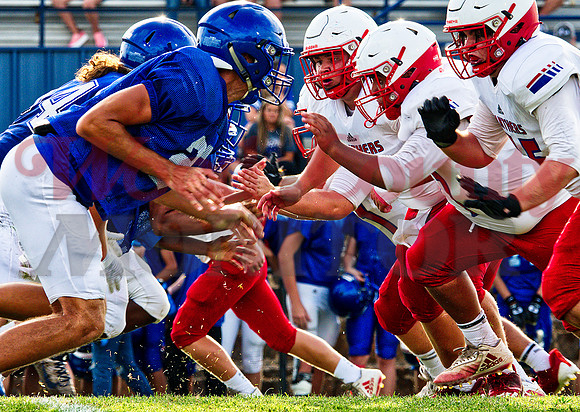 _1233828 firing linemen