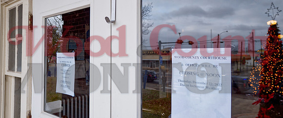 _1316646 courthouse closed