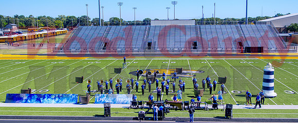 _1374819-23hdr proud blue band