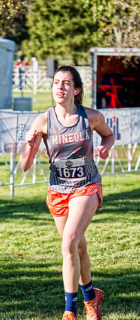 _1203629 Raquel Hughes sees finish