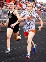 _1190803 Juliana Stanley anchors 4x400m prelim