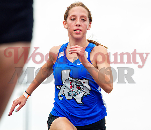 _1125740 Jayce Elkins finishes 100m dash prelim