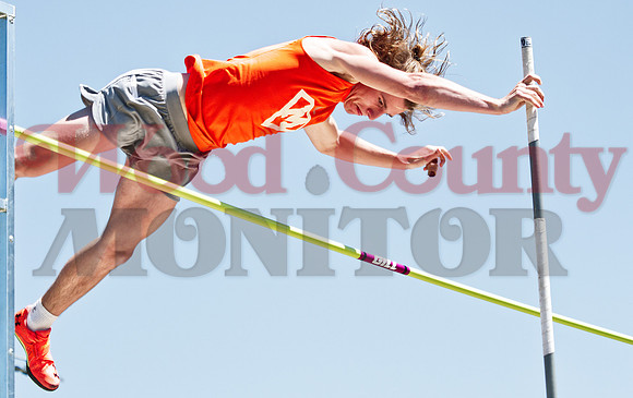_1147921 Adam Blalock DC 13ft pole-vaulter