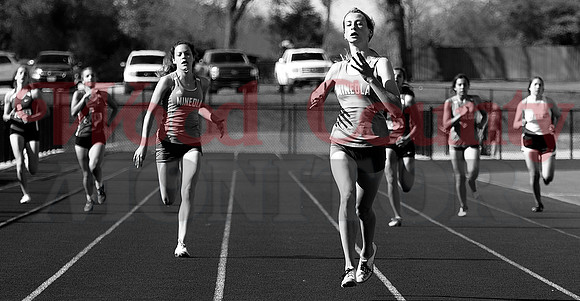 _1148376 girls 400m homestretch