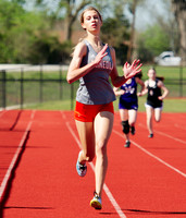 _1136893 Olivia Hughes wins 400m prelim
