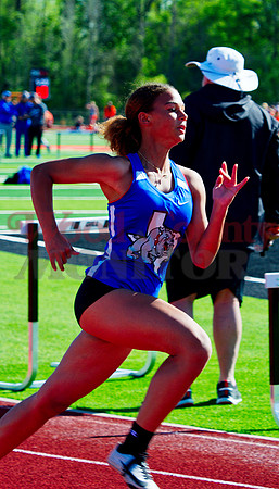 _1137108 Isis Murlin runs 200m