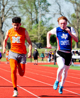 _1136845 Omar Galaz and Hunter Jacobs run 100m dash