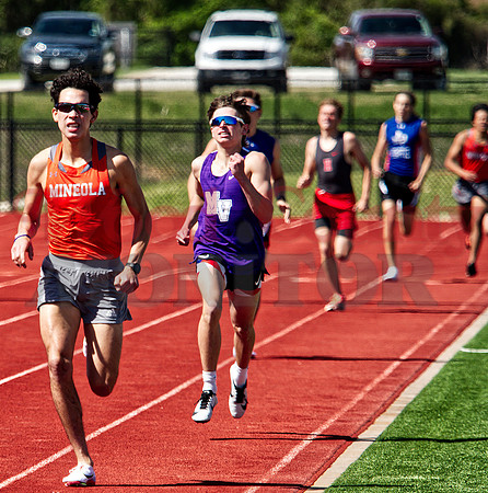 _1148149 Andres Gronocchia wins DC 800m 2min