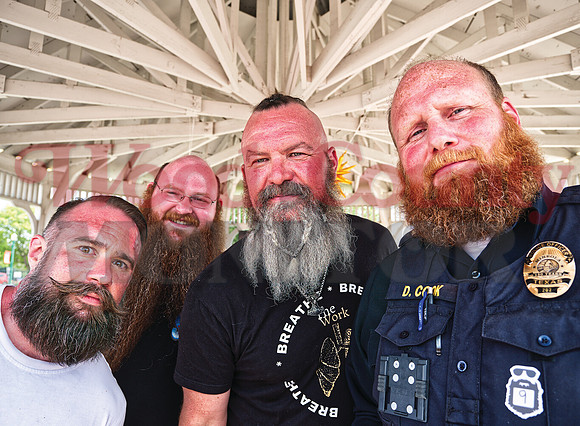 _1286604 beard masters