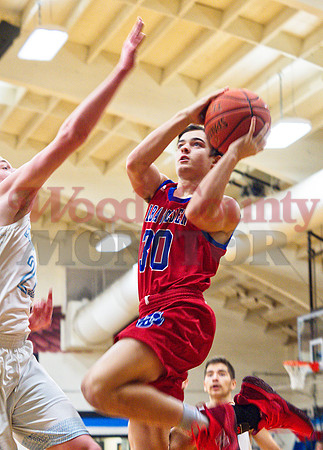 _1247867 Nick Hallman lays-up