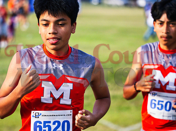 _9142521 Kahil Calixto and Cesar Hernandez run