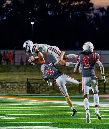 _1258980 Noah Turner breaks-up pass
