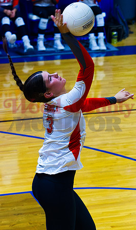 _9131091 Mahayla McMahon serves