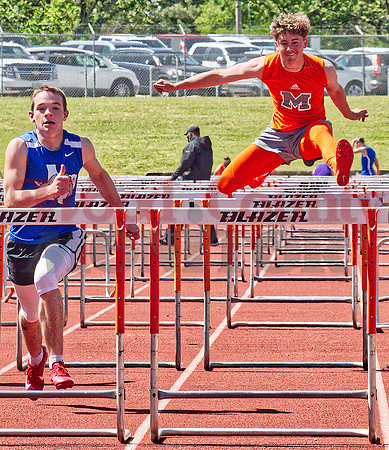 _1061201 Ford Tannebaum and TJ Ford 110m hurdles