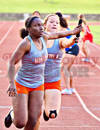 _1188336 Riley Weekly to Shylah Kratzmeyer 4x200m