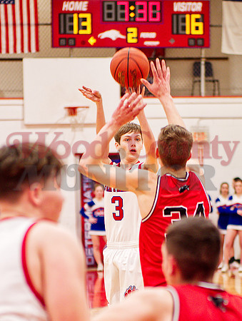 _1059118 Jaden Barnhart shoots three