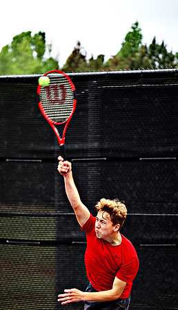 _1189632 Will Hartin serves