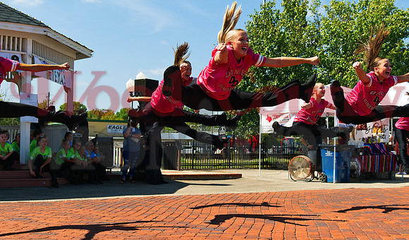 _9232077 rhythm elite jumping