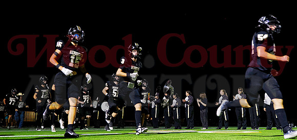 _9200412 bgb band welcomes fb half