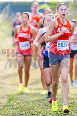 _9141874 Caroline Castleberry runs