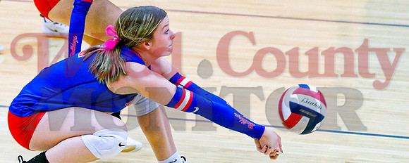 _A080121 Kinsey Hipp digs