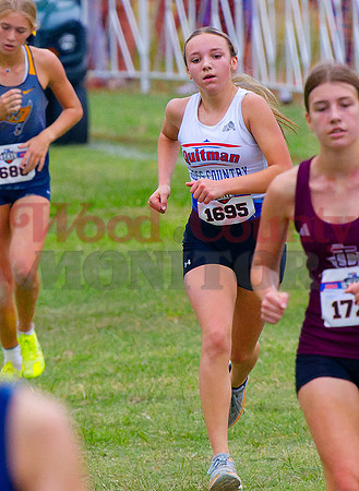 _B021461 Carlee Alcorn near finish