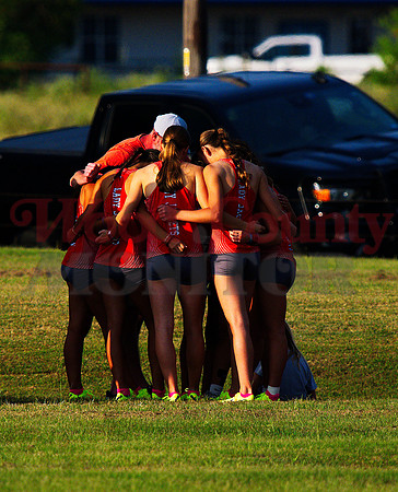 _9141303 mineola prays pre-race