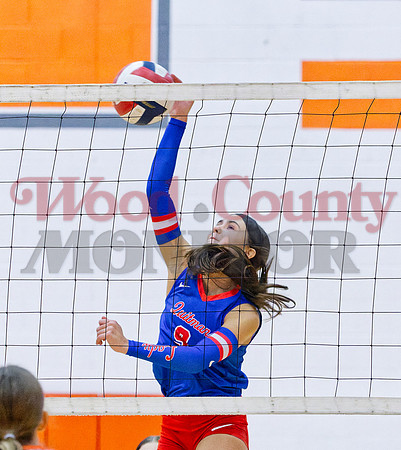 _A080365 Erin Vander Schaaf hits