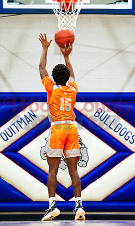 _1247692 Xzavien Lipscomb gets 3 free to end 3rd
