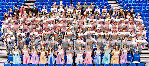 _1068978-82hdr group portrait