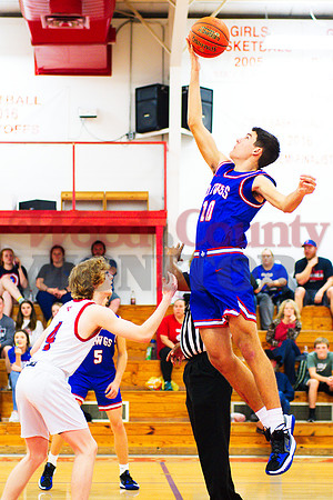 _1015440 Ethan Reynolds wins opening tip