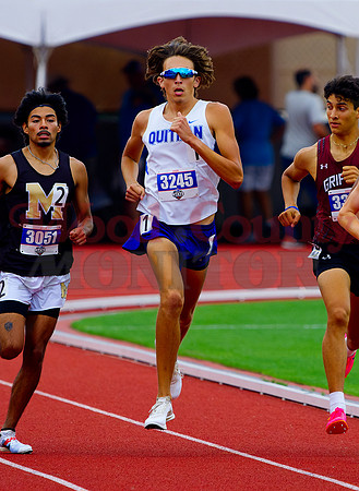 _5022285 Dakota Jimenez runs 800m