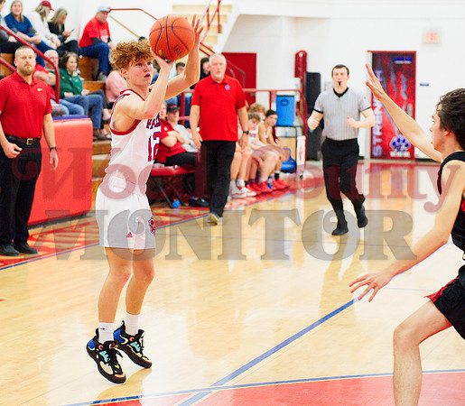 _1025921 Brayden Randolph shoots
