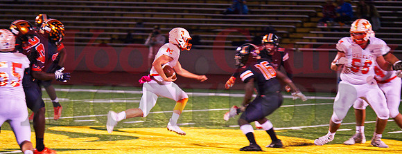 _1150645 TJ Moreland 3 hits hole