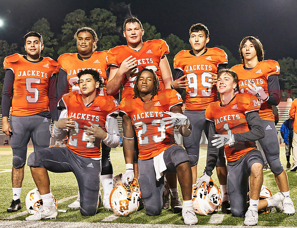 _1056588 mineola yellowjacket football 2021 seniors