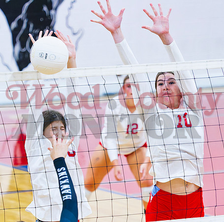 _9170505 Campbell Shrum and Lainey Teel defend