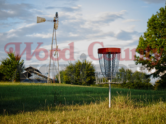 _1014759 not so mini golf windmill