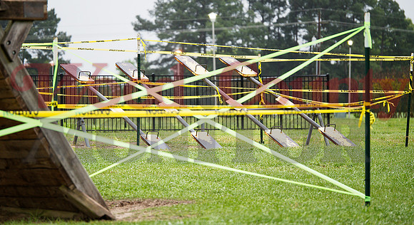 _1049877 seesaw scene