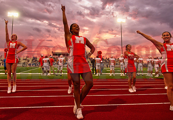 _1055429 cheering