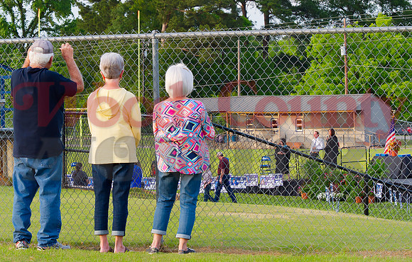 _1060342 fenced out elders