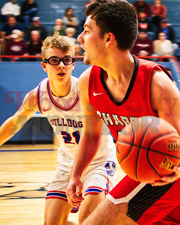 _1179133 Jack Tannebaum 21 defends
