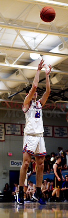 _1047567 Levi Thompson technical free throws
