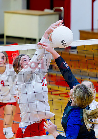 _9170580 Lainey Teel wins net